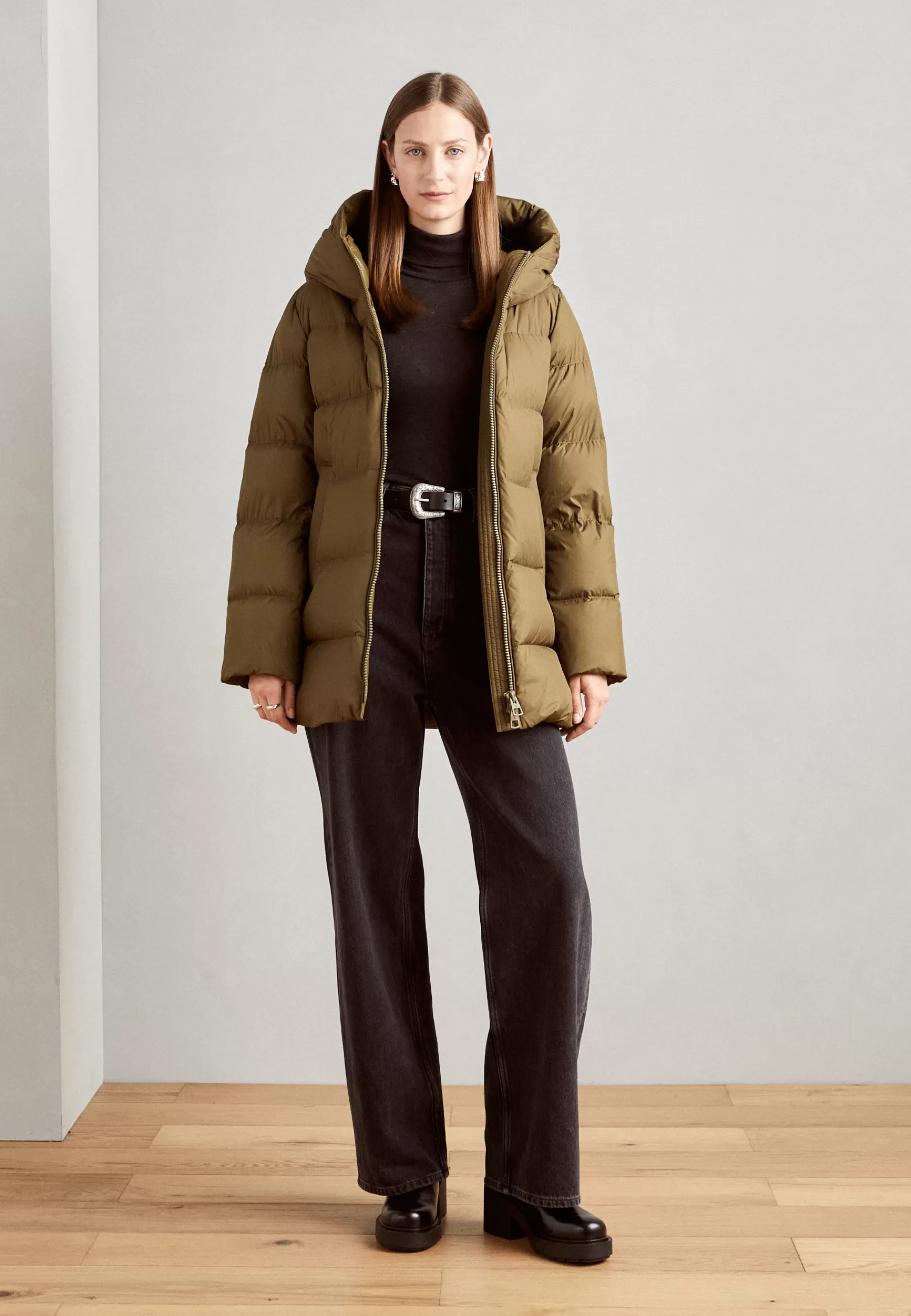 Hot Jacket Middle Length Fixed Hood Welt Pockets - Piumino Donna Piumini Lunghi