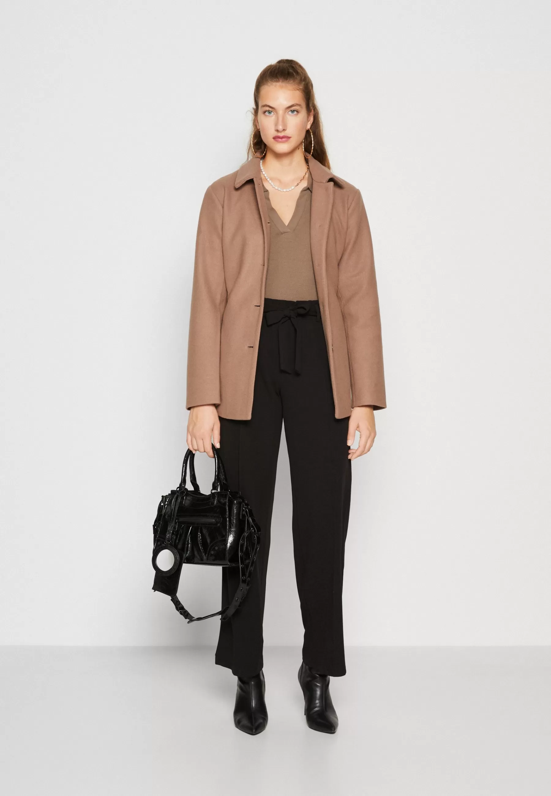 Cheap Vilidra Short Belt Coat - Cappotto Classico Donna Classici